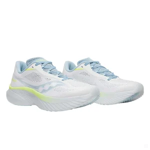 saucony-krossovki-zhenskie-kinvara-15-1-1000×1000.jpg